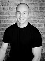 Andrew-Leonard-trainer-220x295.jpg