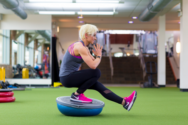 Donna Walker Bosu pistol squat.png