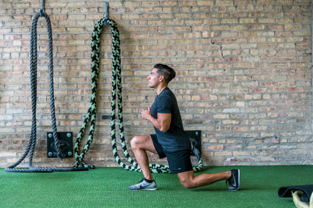 Jose Reverse Lunge - booty blaster workout