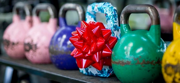 Kettlebell Present long crop.jpg Kettlebell Present long crop.jpg