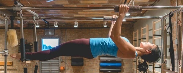 Studio 1723 pilates- crop