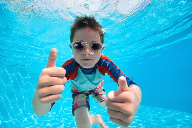 Swim-Tips-Sensory-Sensitivity-1