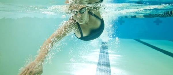 how-to-make-swimming-laps-more-fun.jpg