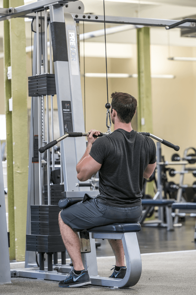 rsz_seated_lat_pull_down_web.png